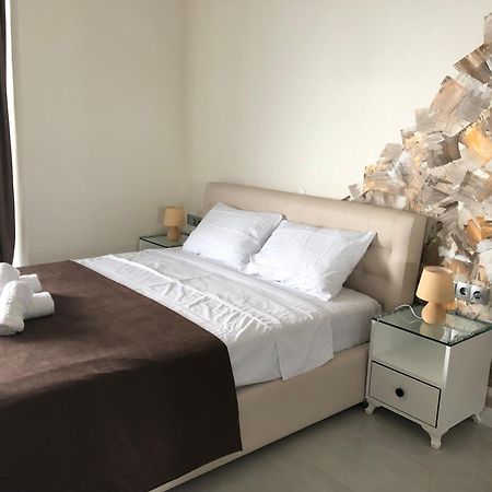 Black Sea VI Dari Apartments บาทูมิ ภายนอก รูปภาพ
