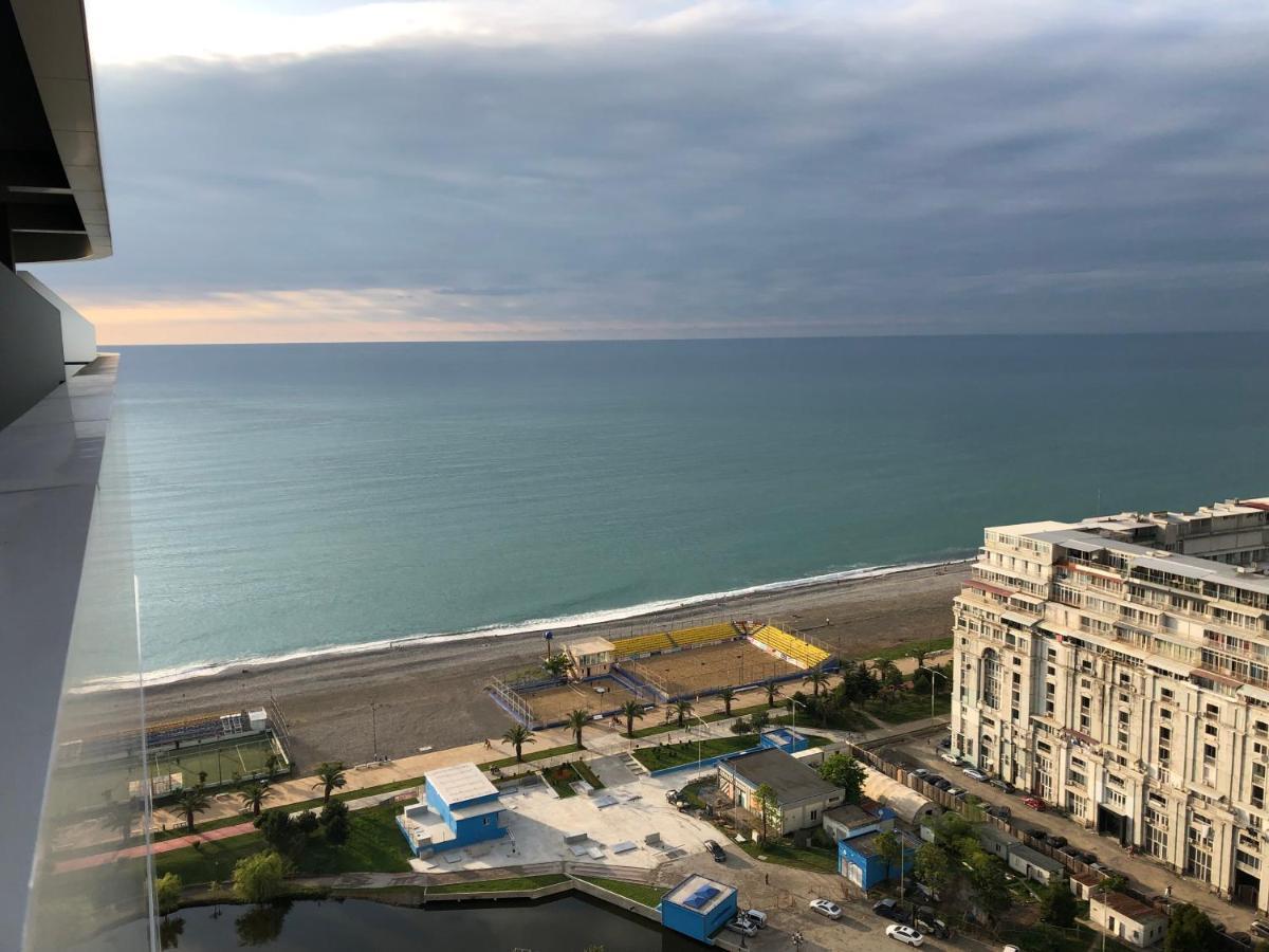 Black Sea VI Dari Apartments บาทูมิ ภายนอก รูปภาพ