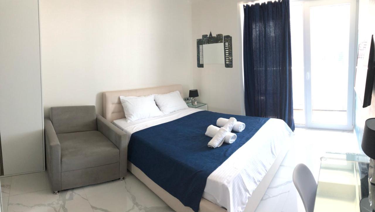 Black Sea VI Dari Apartments บาทูมิ ภายนอก รูปภาพ