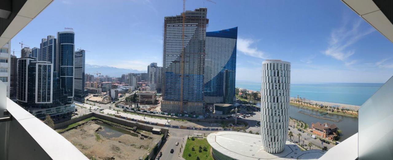 Black Sea VI Dari Apartments บาทูมิ ภายนอก รูปภาพ