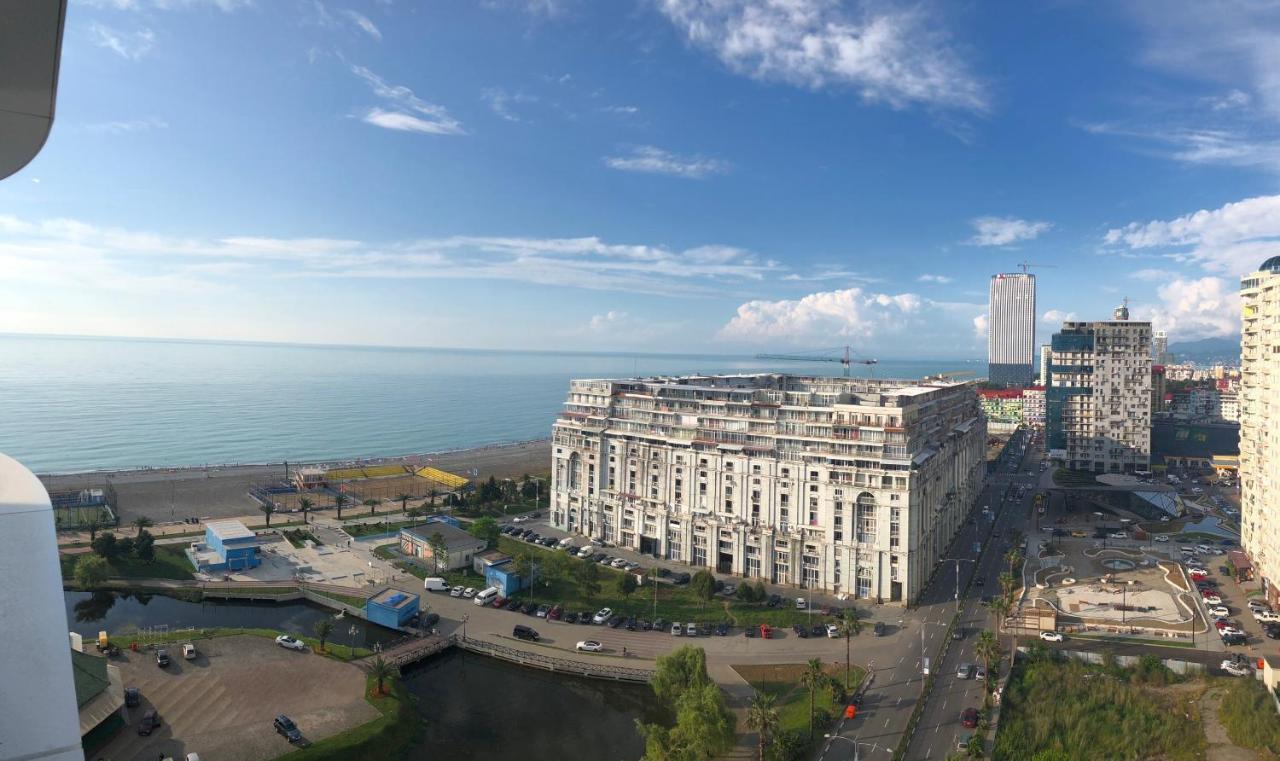 Black Sea VI Dari Apartments บาทูมิ ภายนอก รูปภาพ
