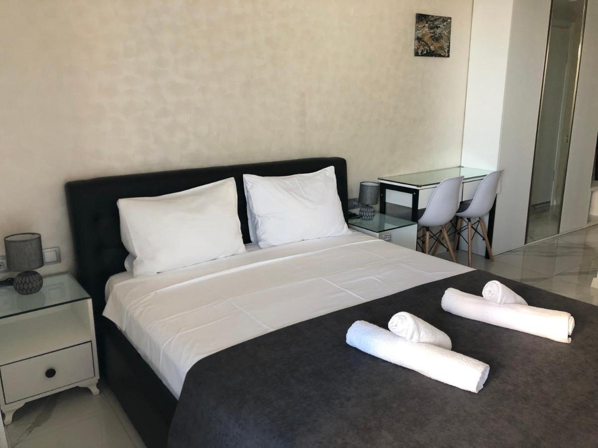 Black Sea VI Dari Apartments บาทูมิ ภายนอก รูปภาพ