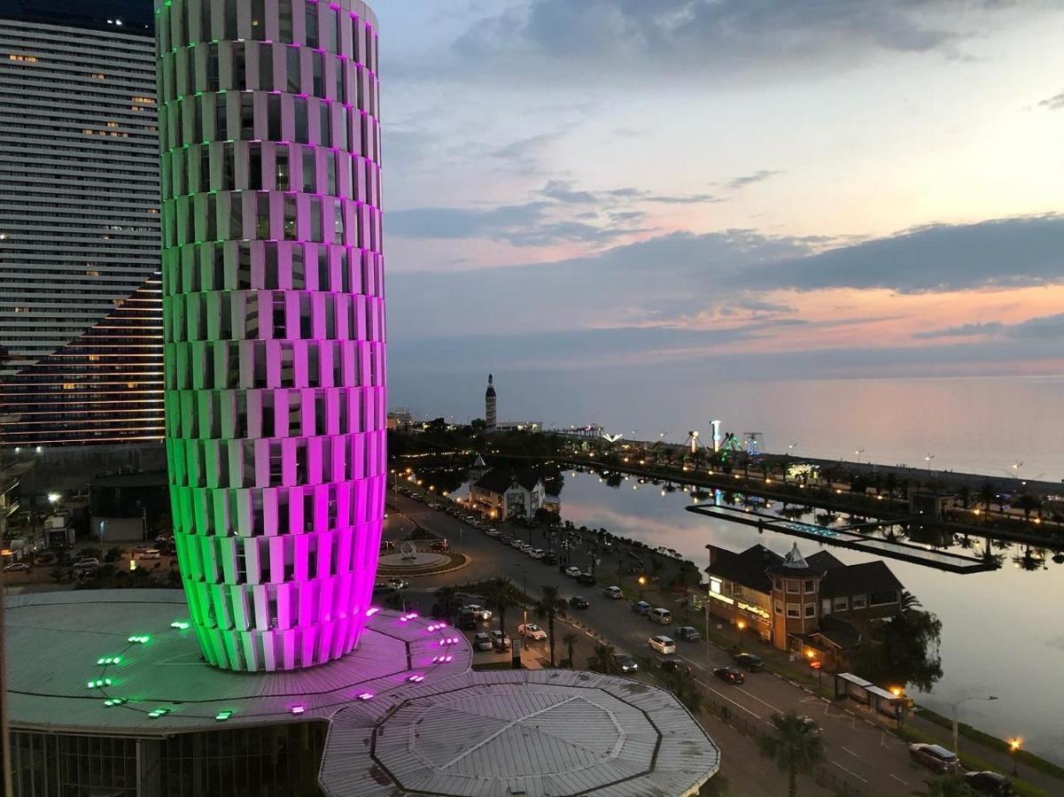 Black Sea VI Dari Apartments บาทูมิ ภายนอก รูปภาพ