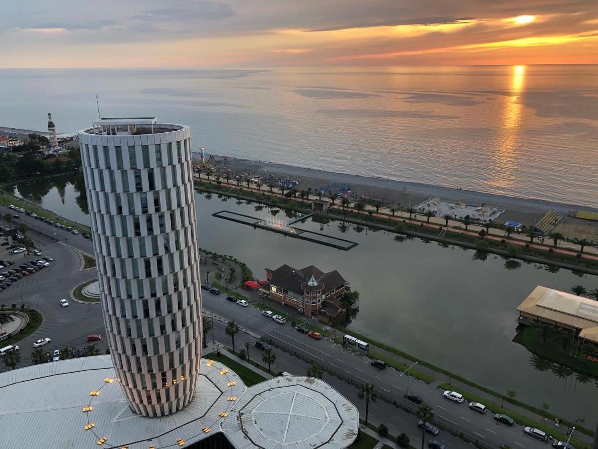 Black Sea VI Dari Apartments บาทูมิ ภายนอก รูปภาพ