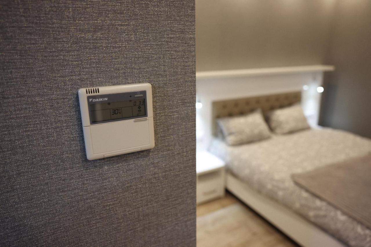 Black Sea VI Dari Apartments บาทูมิ ภายนอก รูปภาพ